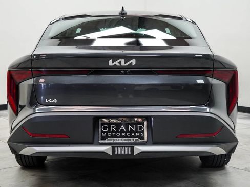 Used 2025 Kia K4 FWD image 9