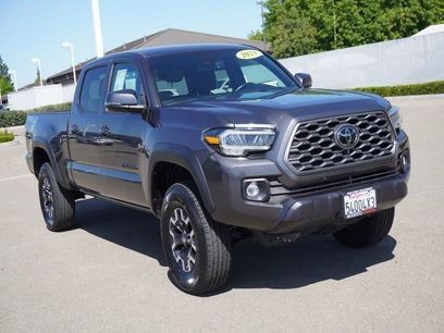 Used 2023 Toyota Tacoma TRD Off-Road w/ Black Out Package (TMS)