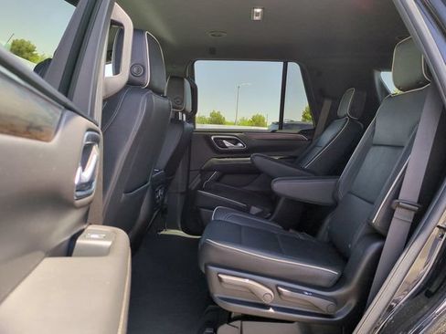 Used 2024 Chevrolet Tahoe Premier AWD/4WD image 29