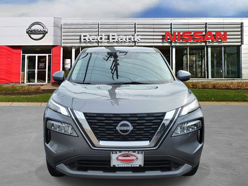 Used 2023 Nissan Rogue SV AWD/4WD image 2