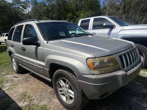 Used 2004 Jeep Grand Cherokee Laredo w/ Convenience Group AWD/4WD image 3
