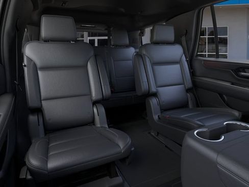 New 2026 GMC Yukon Denali w/ Sun & Power Step Package AWD/4WD image 17