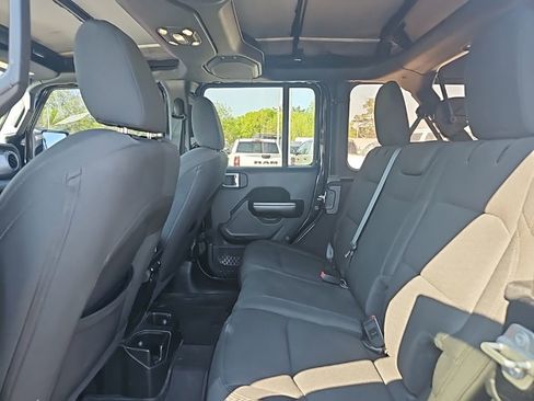 Used 2020 Jeep Wrangler Unlimited Sport S image 14