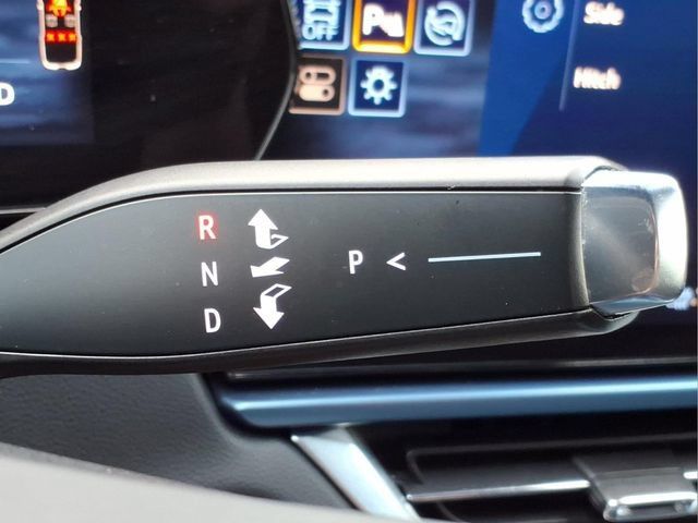 Used 2024 Chevrolet Equinox EV LT FWD image 27