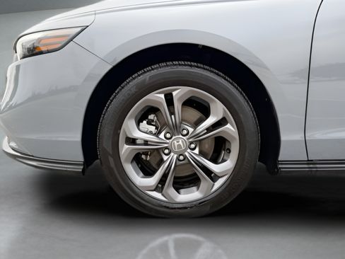 Used 2025 Honda Accord EX-L image 34