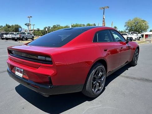 New 2026 Dodge Charger R/T w/ Blacktop Package AWD/4WD image 4