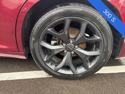 Used 2021 Chrysler 300 S image 4