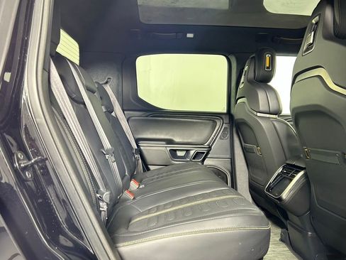 Used 2023 Rivian R1T Adventure image 13