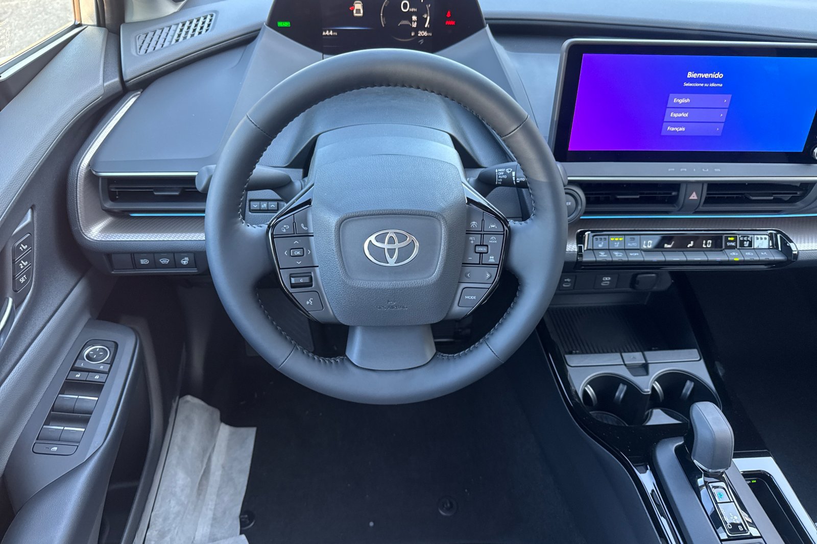 New 2027 Toyota Prius Limited AWD/4WD image 15