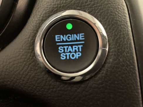 Used 2018 Ford Fusion Titanium image 10