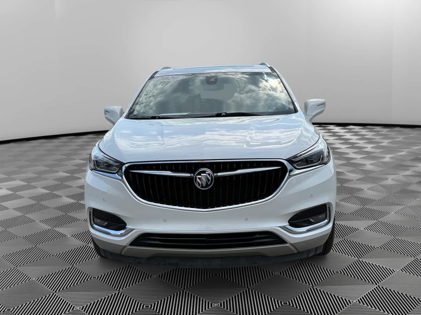 Used 2020 Buick Enclave Premium w/ Sun and Sites Package FWD image 8