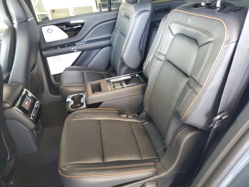 New 2026 Lincoln Aviator Black Label image 26