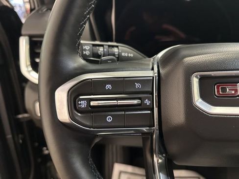 Used 2025 GMC Terrain Elevation image 13