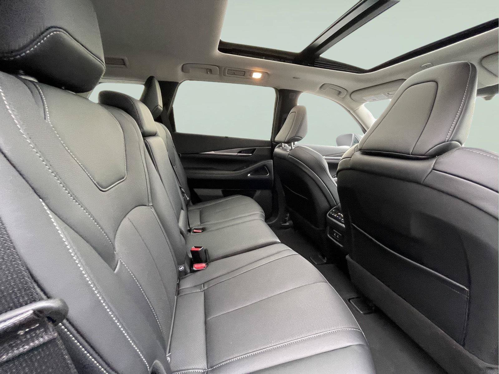 Used 2026 INFINITI QX60 Luxe w/ Cargo Package AWD/4WD image 36