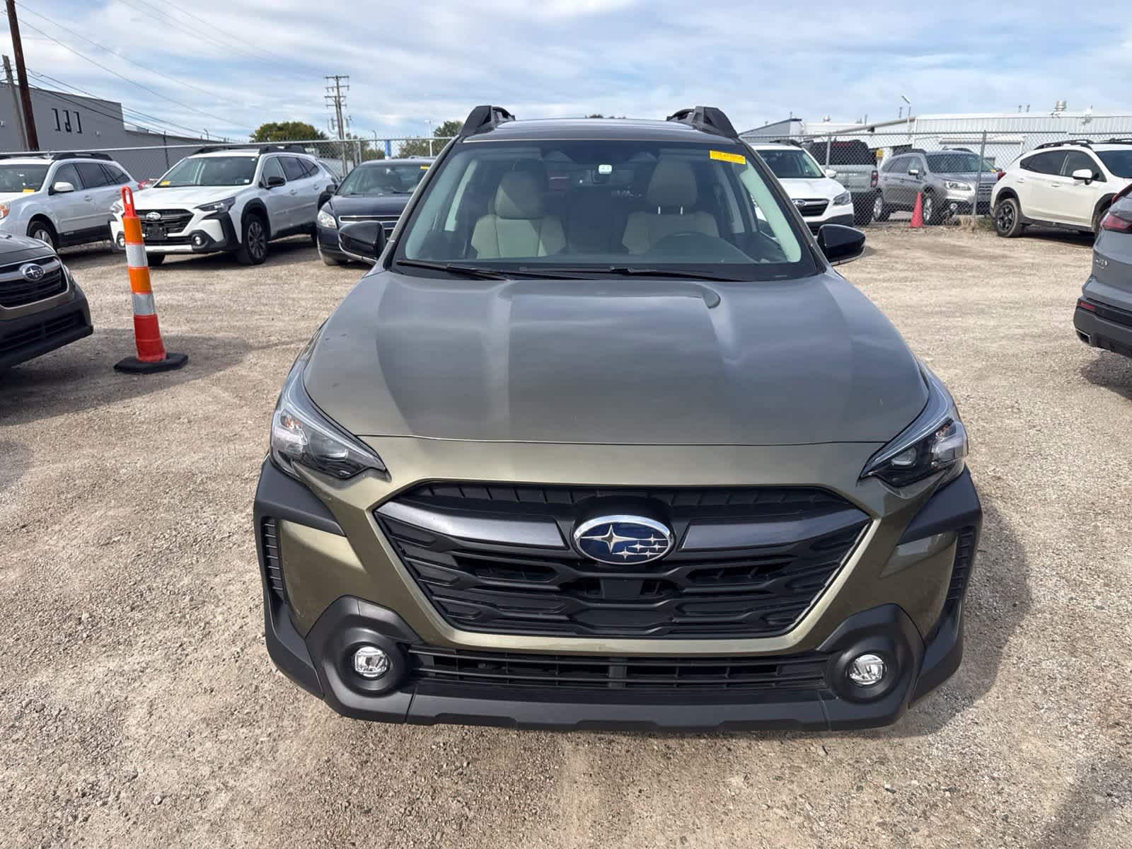 Certified 2025 Subaru Outback Premium w/ Popular Package #1A AWD/4WD image 10