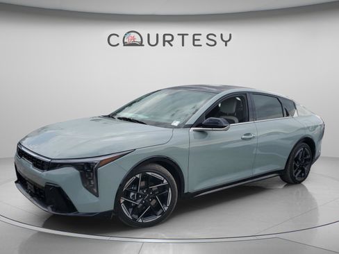 New 2026 Kia K4 GT-Line FWD image 1