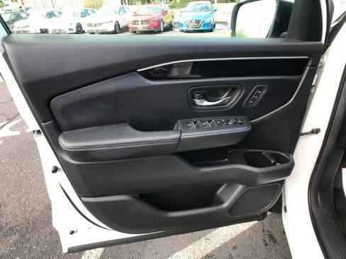 Certified 2024 Honda Pilot EX-L image 16