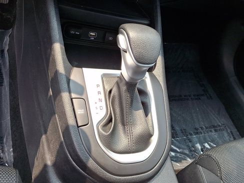 Used 2024 Kia Forte LXS FWD image 27