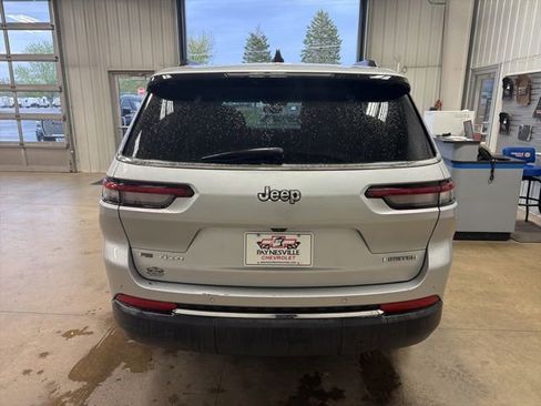 Used 2022 Jeep Grand Cherokee L Limited w/ Trailer Tow Group (B) AWD/4WD image 6