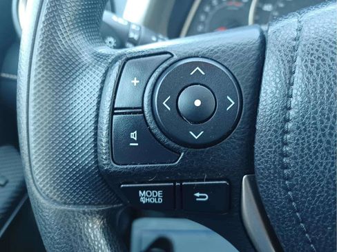 Used 2014 Toyota RAV4 XLE AWD/4WD image 18