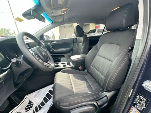Certified 2022 Kia Sportage LX FWD image 15