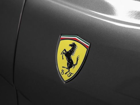 Certified 2019 Ferrari 812 Superfast RWD image 13