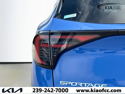 New 2026 Kia Sportage EX w/ EX Panorama Roof Package FWD image 9