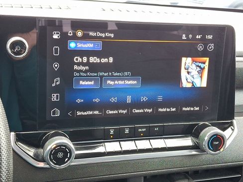 Certified 2024 Chevrolet Colorado Trail Boss w/ Advanced Trailering Package image 15