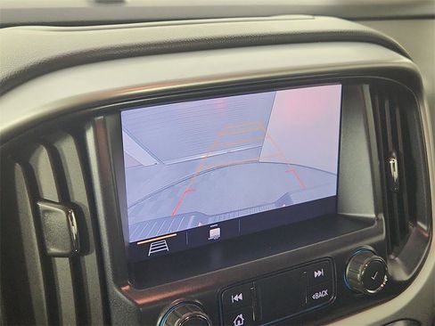 Used 2021 Chevrolet Colorado ZR2 image 23