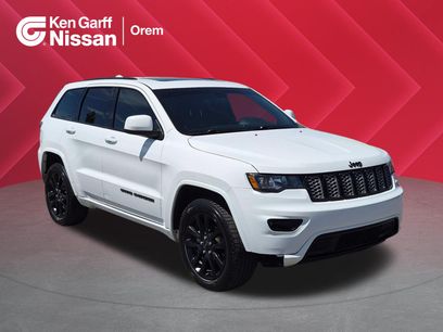 Used 2020 Jeep Grand Cherokee Altitude