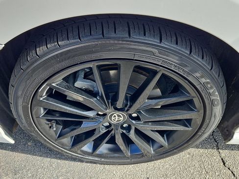 Used 2022 Toyota Camry XSE image 10