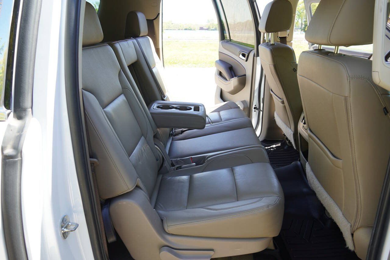 Used 2019 Chevrolet Suburban LT AWD/4WD image 14