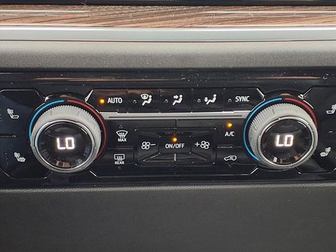 New 2026 Chevrolet Silverado 1500 LT w/ Leather Package image 16