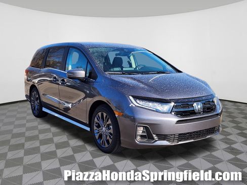 New 2026 Honda Odyssey Touring image 1