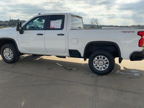 Used 2024 Chevrolet Silverado 2500 W/T w/ WT Convenience Package image 5