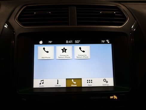 Used 2018 Ford Explorer XLT image 26