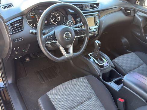 Used 2019 Nissan Rogue Sport SV AWD/4WD image 15