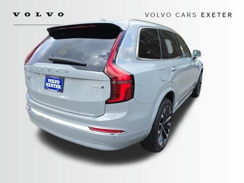 New 2026 Volvo XC90 B6 Plus w/ Protection Package Premier image 7