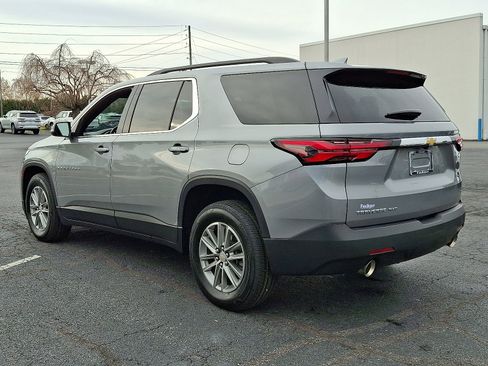 Certified 2023 Chevrolet Traverse LT image 4