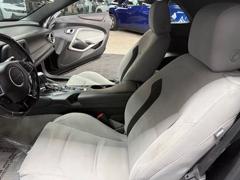 Used 2023 Chevrolet Camaro LT RWD image 32