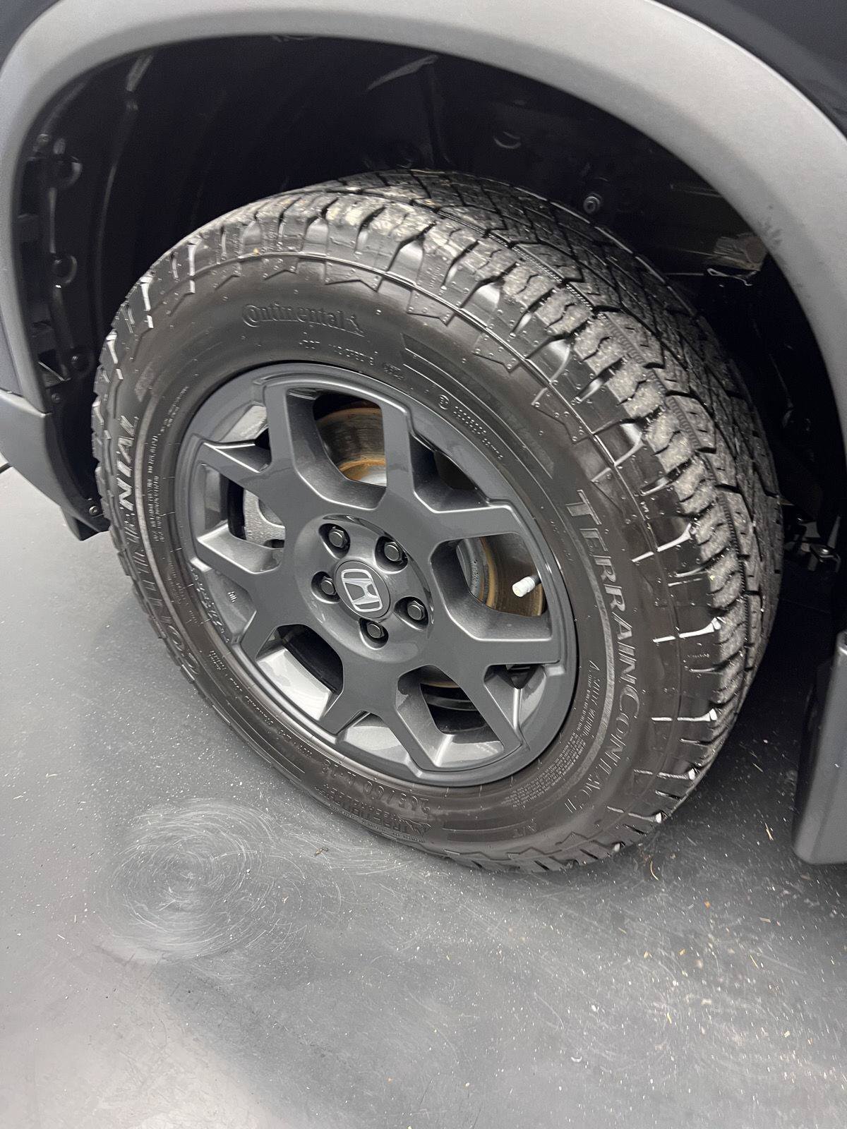 Used 2025 Honda Pilot TrailSport image 40