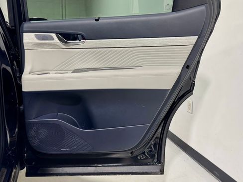 Used 2024 Hyundai Palisade Calligraphy image 34