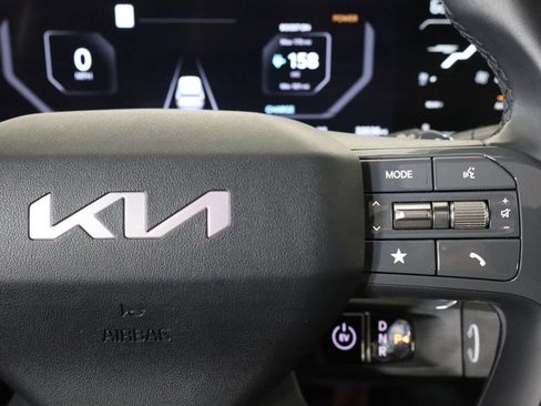 Used 2024 Kia EV9 GT-Line AWD/4WD image 10