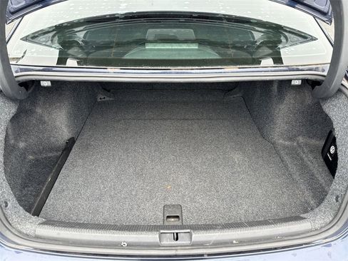 Used 2014 Volkswagen Passat 1.8T Wolfsburg Edition image 22