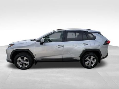 Used 2025 Toyota RAV4 XLE w/ Convenience Package AWD/4WD image 12