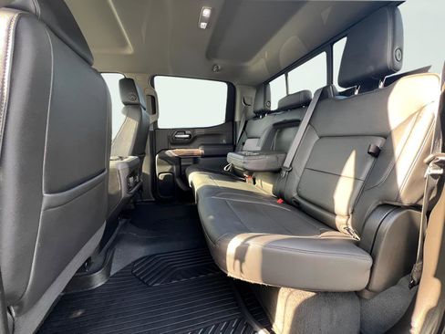 Used 2021 Chevrolet Silverado 1500 LT Trail Boss w/ Convenience Package II image 22