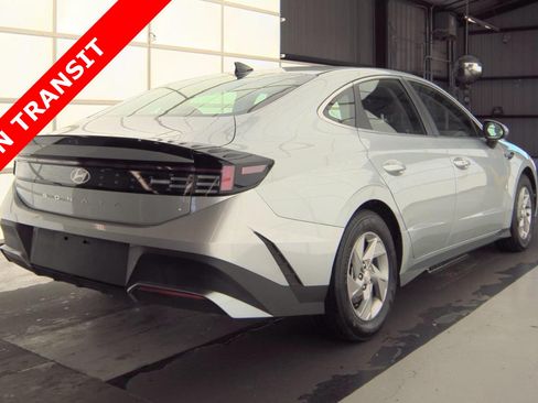 Used 2026 Hyundai Sonata SE FWD image 5