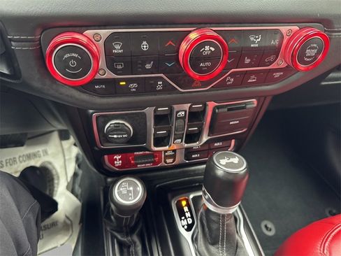 Used 2024 Jeep Wrangler Unlimited Rubicon 392 image 13