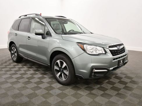 Used 2018 Subaru Forester 2.5i Premium AWD/4WD image 7