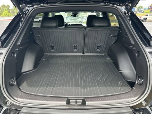 Certified 2026 Chevrolet Equinox EV LT FWD image 18
